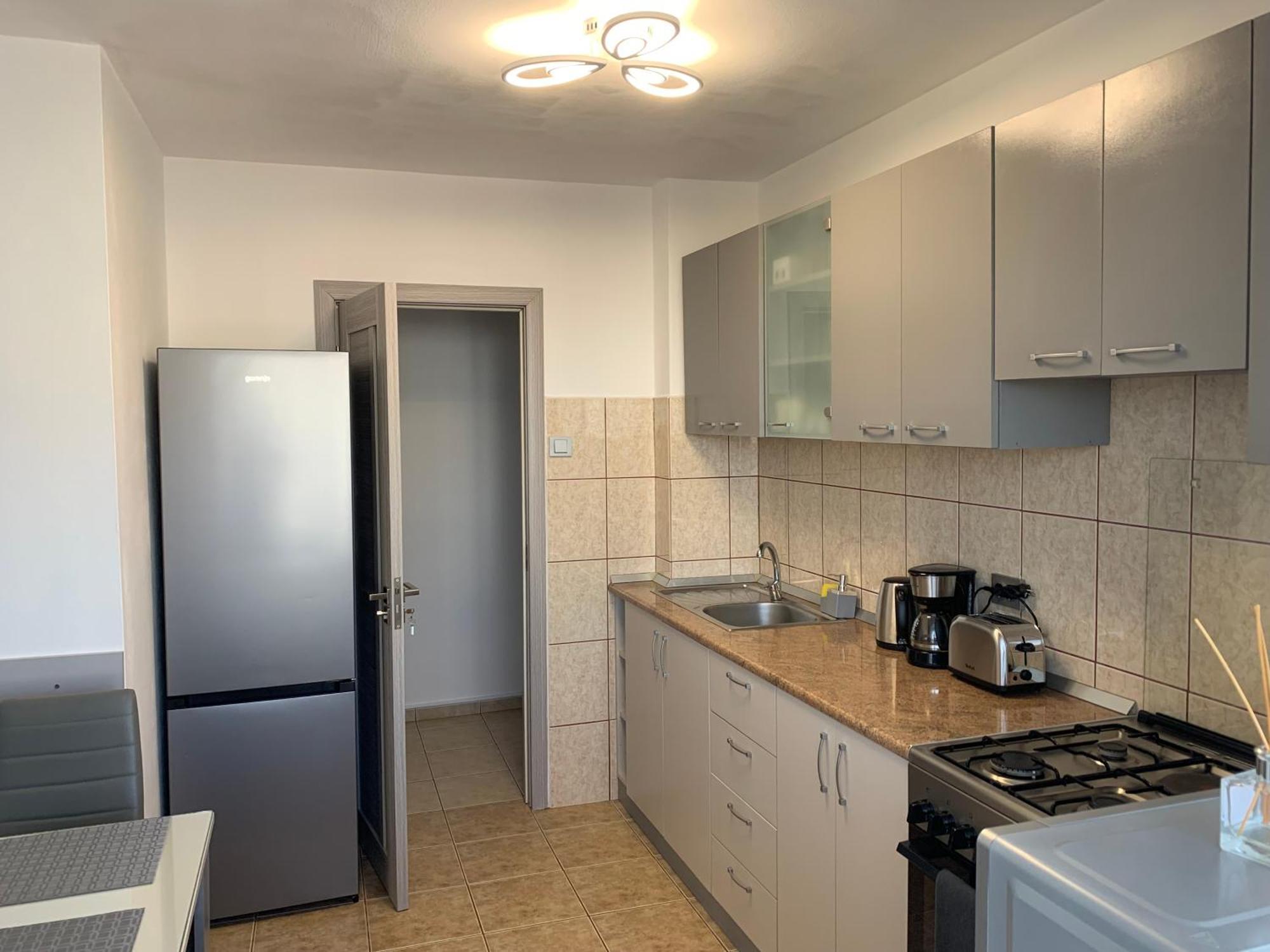 Victoriei Boulevard Private Apartment Brasov Exterior photo